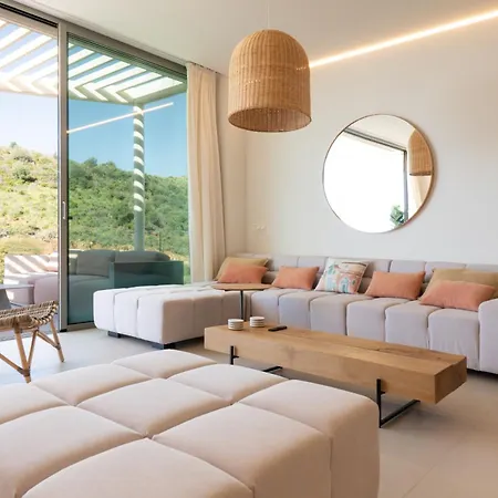 Boutique Collection 16 - High End Living Holiday home